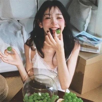 黑色蛋糕